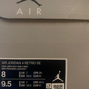 Air Jordan 4 Retro SE